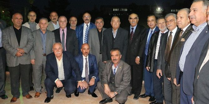 Konya’da Eski Ve Yeni Esnaf Odaları Başkanları Yemekte Bir Araya Geldi