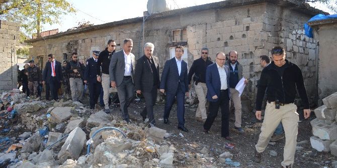 Veysel Karani Beldesi Çarpık Yapılardan Kurtarılıyor