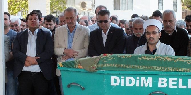 Mhp’li Didim Belediye Meclis Üyesi Makascıoğlu’nun Anne Acısı