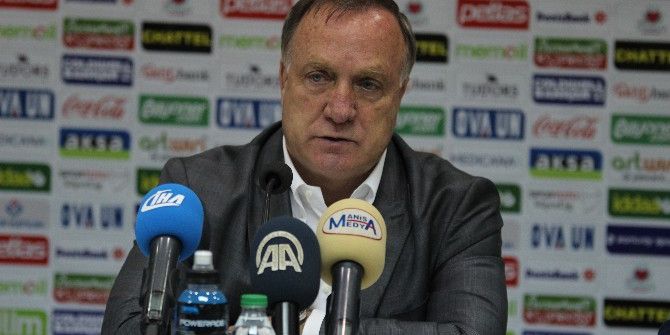 Advocaat: "En İyi Oyunumuz Olmasa Da Galip Geldiğimiz İçin Mutluyuz"