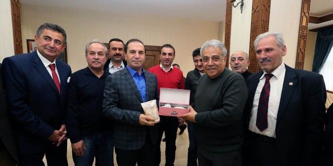 Vali Işık, Şişlili Muhtarları Konuk Etti