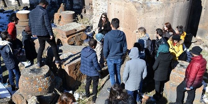 Arü Öğrencilerinden Ani Antik Kentine Gezi