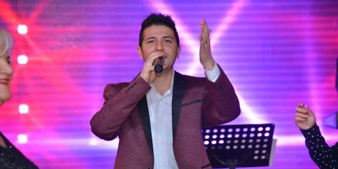 Cenk İle Kadınlar Matinesi