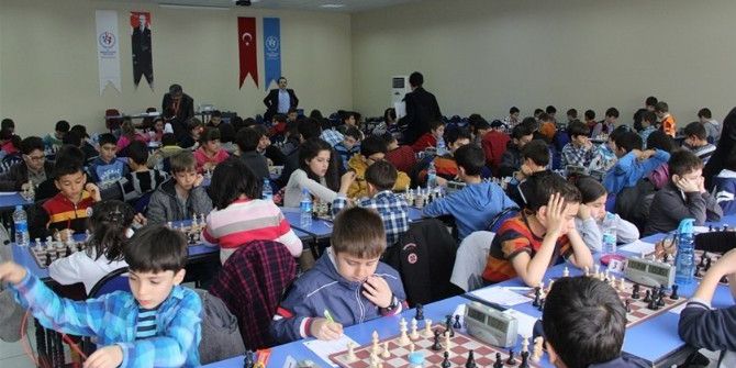 Satranç’ta Başarı Grafiği Yükseliyor