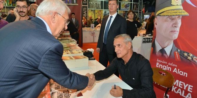 7.konyaaltı Kitap Fuarına 10 Günde 173 Bin Ziyaret