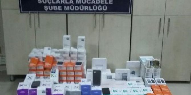 Van’da Kaçak Cep Telefonu Operasyonu