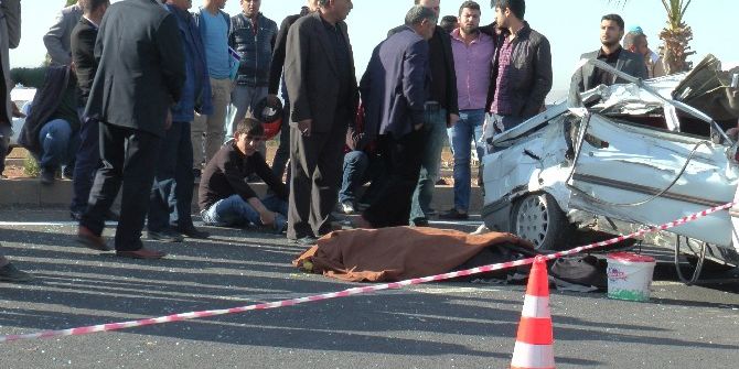 Köpeğe Çarpmamak İçin Manevra Yaparken Takla Attı: 1 Ölü, 1 Yaralı