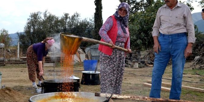 Kış Öncesi Evlerde Şifa Kaynatılıyor