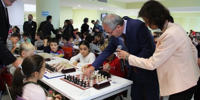 5’inci Atatürk Kupası Satranç Turnuvası Kartal’da Gerçekleştirildi