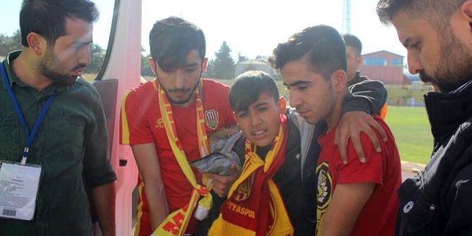 Gole Sevinen Taraftar Hastanelik Oldu