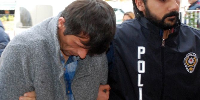 Çalıştığı İş Yerindeki Para Kasasını Arkadaşıyla Birlikte Çaldı