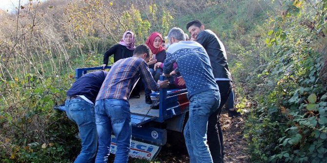 Patpatla Hasada Giden Öğrencilerin İlginç Anları