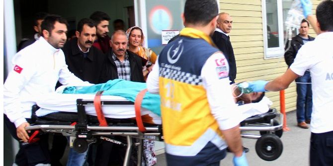 Su Giderini Temizlerken Canından Oluyordu