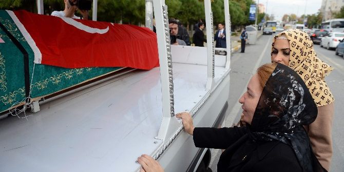 Zahide Nine Son Yolculuğuna Uğurlandı