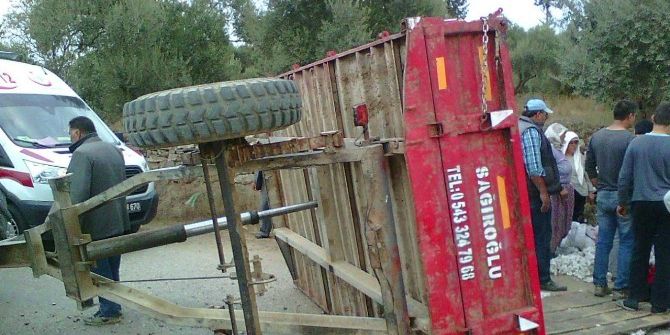 Aydın’da Tarım İşçilerini Taşıyan Traktör Devrildi: 14 Yaralı