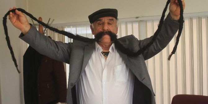Bıyıklarını 46 Yıldır Hiç Kesmedi
