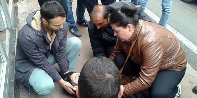 Sağlık Görevlisinden İnsanlık Örneği