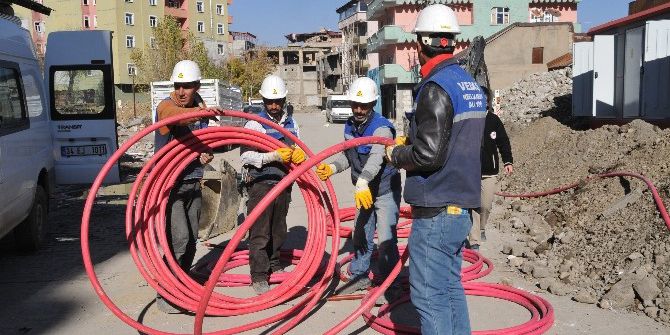 Vedaş’tan Yüksekova’ya 20 Milyon Tl’lik Yatırım