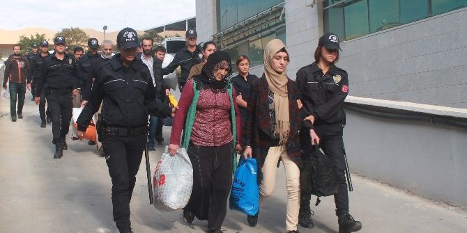 Mersin’de Bombacılara Yardım Ve Yataklıktan Gözaltına Alınan 9 Kişi Adliyede