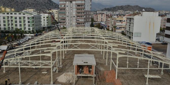 Konyaaltı Belediyesi’nin Semt Pazar Çalışmaları Devam Ediyor
