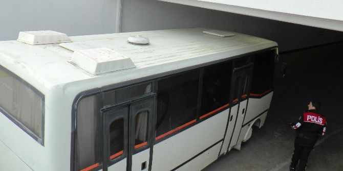 Darıca’da Gözaltına Alınan 9 Hdp’li Adliyeye Sevk Edildi