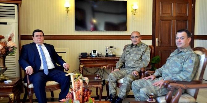 Jandarma Lojistik Komutanı Tümgeneral Ali Özkara, Erzincan Valiliğini Ziyaret Etti
