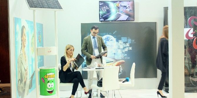 Konuşan Çöp Tenekesi "Geveze" Minikleri Çevreci Yapacak