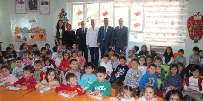 Dörtyol’da Öğrencilere Flor Uygulaması