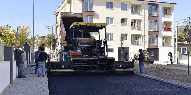 Tepebaşı Yol Çalışmalarına Ağırlık Veriyor