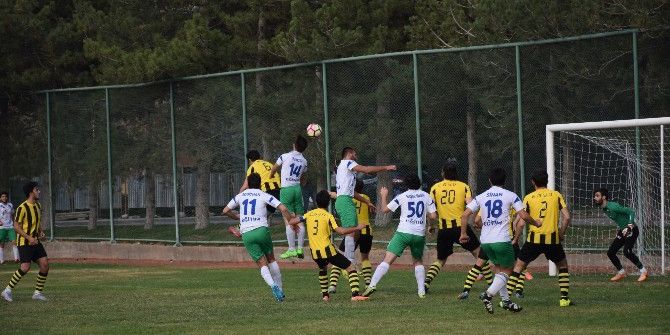 Zorlu Maçta 3 Puan Emyo’nun