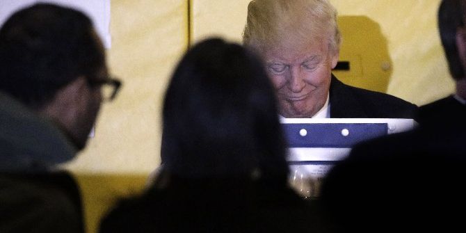 Donald Trump Oy Kullandı