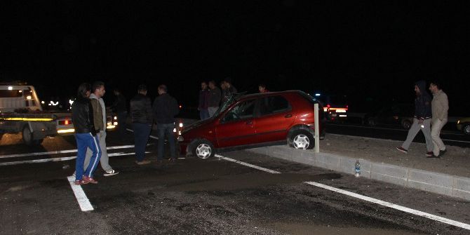 Kütahya’daki Zincirleme Trafik Kazasında 2 Kişi Yaralandı