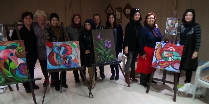 Kütahyalı Ressamlar Eserlerini Eskişehir’de De Sergileyecek