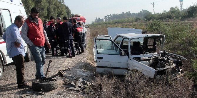 Hurdaya Dönen Otomobilden Sağ Çıktılar