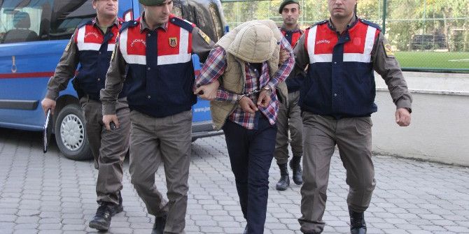 Caminin Lojmanından Bakır Semaver Çaldı