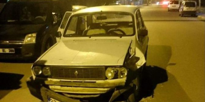 Adıyaman’da İki Otomobil Çarpıştı