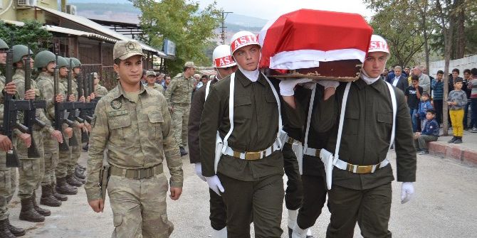 Kıbrıs Gazisi Sıddık Turhan Toprağa Verildi