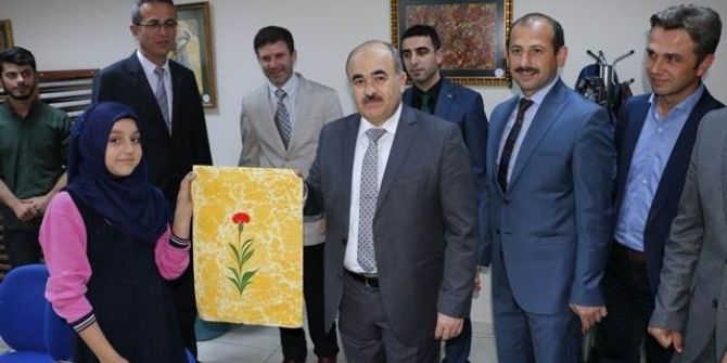 Vali Zülkif Dağlı Gençlerle Bir Araya Geldi