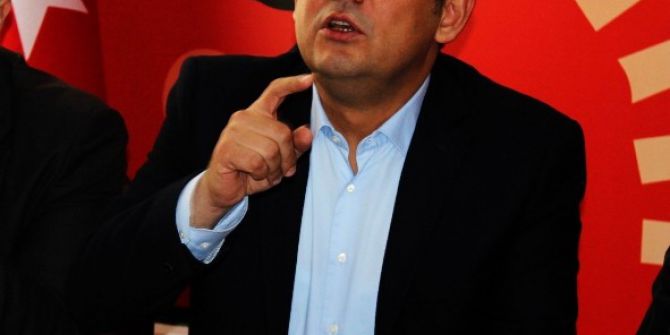Chp Grup Başkanvekili Özgür Özel: "Sahip çıktığımız HDP'li milletvekilleri değil, anayasadır" dedi.