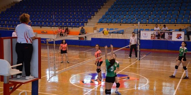 Okullar Arası Yeni Sezon Müsabakaları Start Aldı