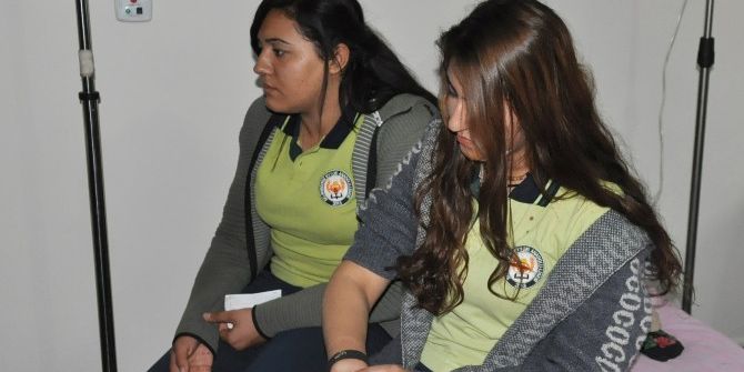 Öğrenci Minibüsü Kaza Yaptı: 14 Yaralı