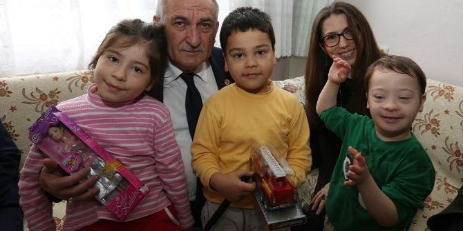 Çocuklarıyla Yaşam Mücadelesi Veren Kadına Başkan’dan Yardım Eli