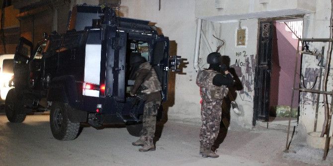 Adana’da Deaş Operasyonu: 14 Gözaltı