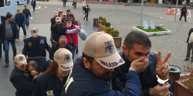 Bursa’da Terör Zanlıları Sloganlarla Hakim Karşısına Çıktı