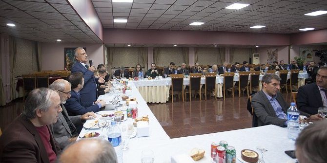 Rektör Çomaklı Estp Yönetim Ve Temsilcileri İle Buluştu