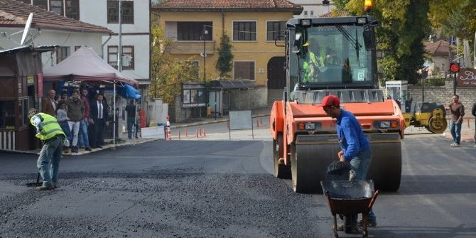 Başkan Aksoy “ Bu Yıl Asfaltta 40 Bin Tonu Geçeceğiz”