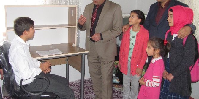 Araban Kaymakamlığından Öğrencilere Anlamlı Hediye