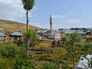 Erzurum Ağzıaçık Köyü