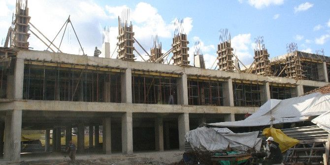 Devrek’teki Otopark İnşaatı Devam Ediyor