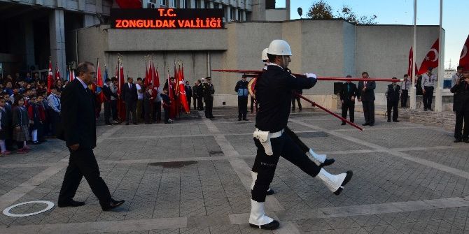 Atatürk Ölümünün 78. Yıl Dönümünde Törenle Anıldı